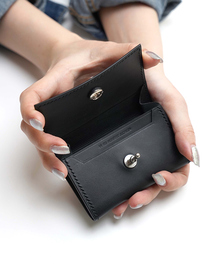 ALT - SWITCH COIN & CARD CASE