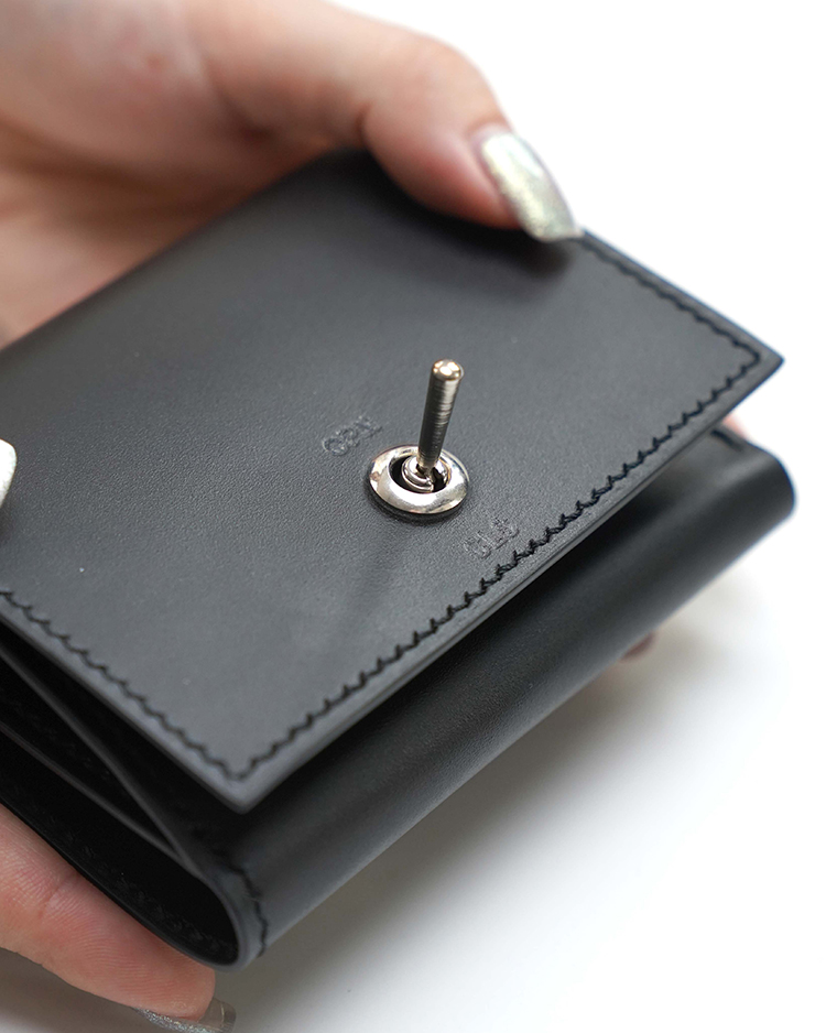 ALT - SWITCH TRIFOLD WALLET