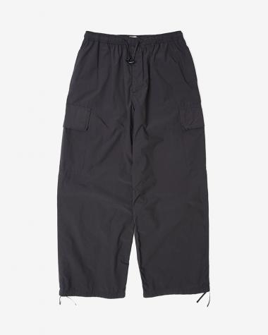 ATON (MEN) / AIR WEATHER SHORT UTILITY CARGO PANTS / BLACK