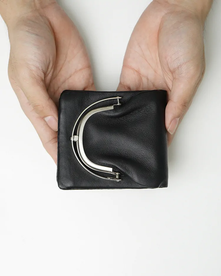 ED ROBERT JUDSON / ODD - FRAME HALF WALLET / BLACK (LAMB NAPPA)