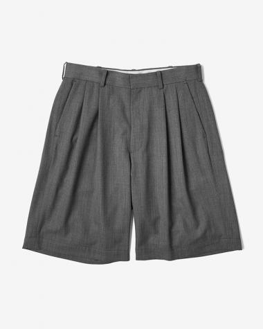  / HIGH COUNT GABARDINE TWO-TUCK  SHORTS  / DARK GRAY