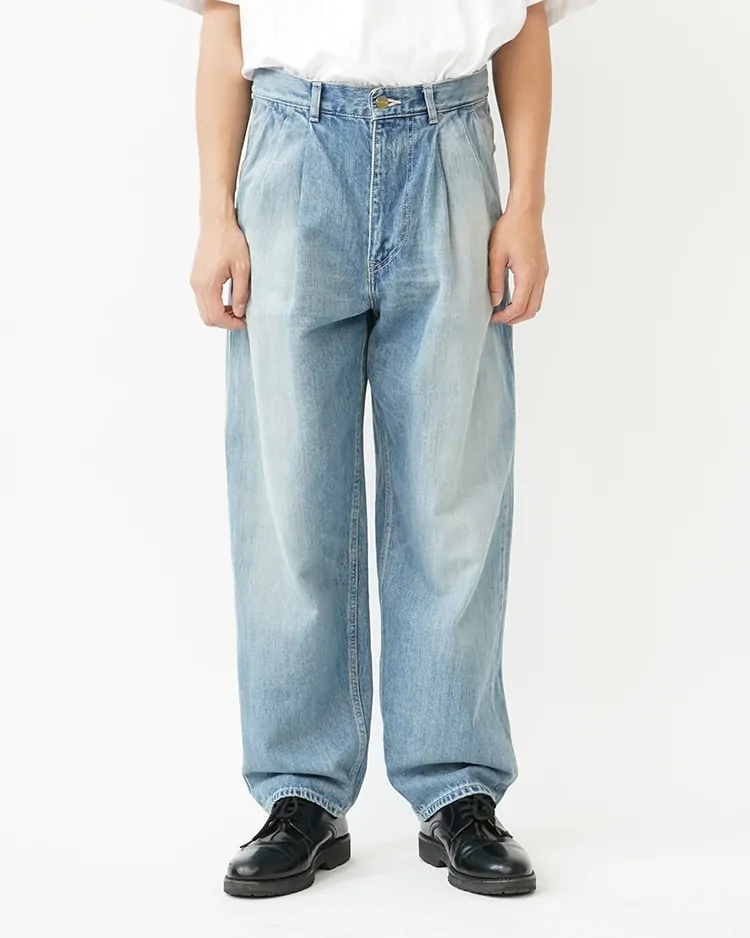 Graphpaper (MEN) / Selvage Denim Two Tuck Tapered Pants / INDIGO LIGHT FADE