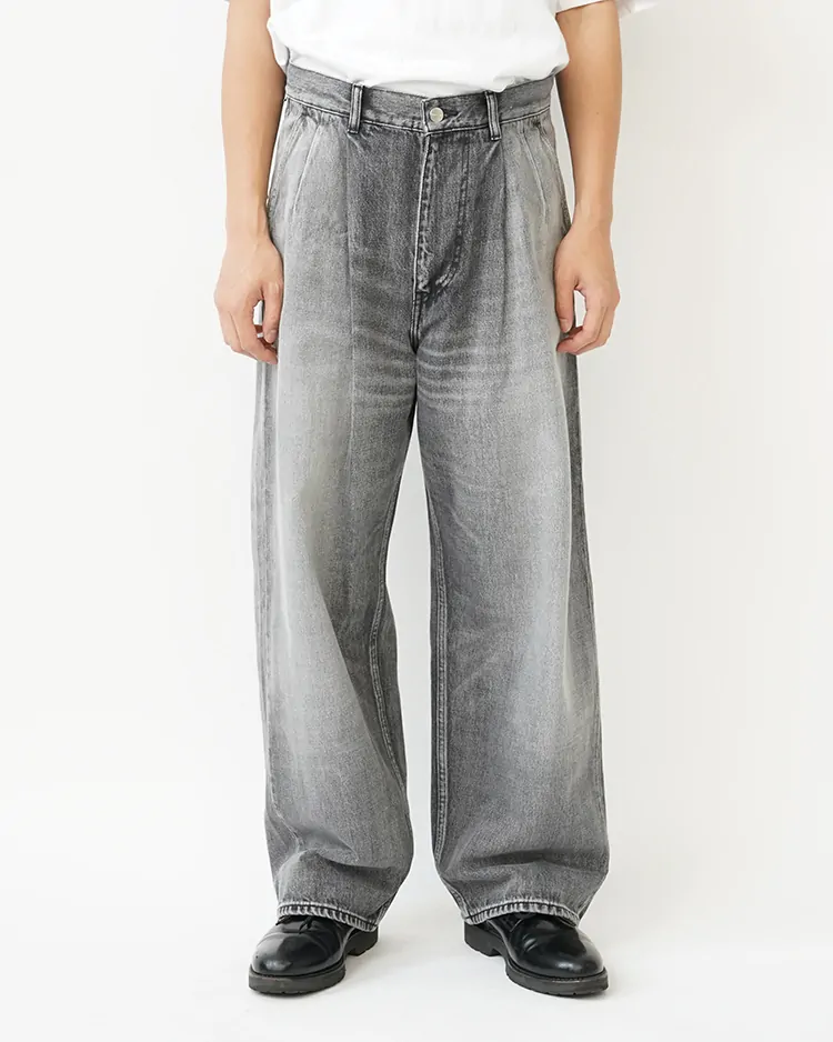 Graphpaper (MEN) / Selvage Denim Two Tuck Pants / BLACK LIGHT FADE