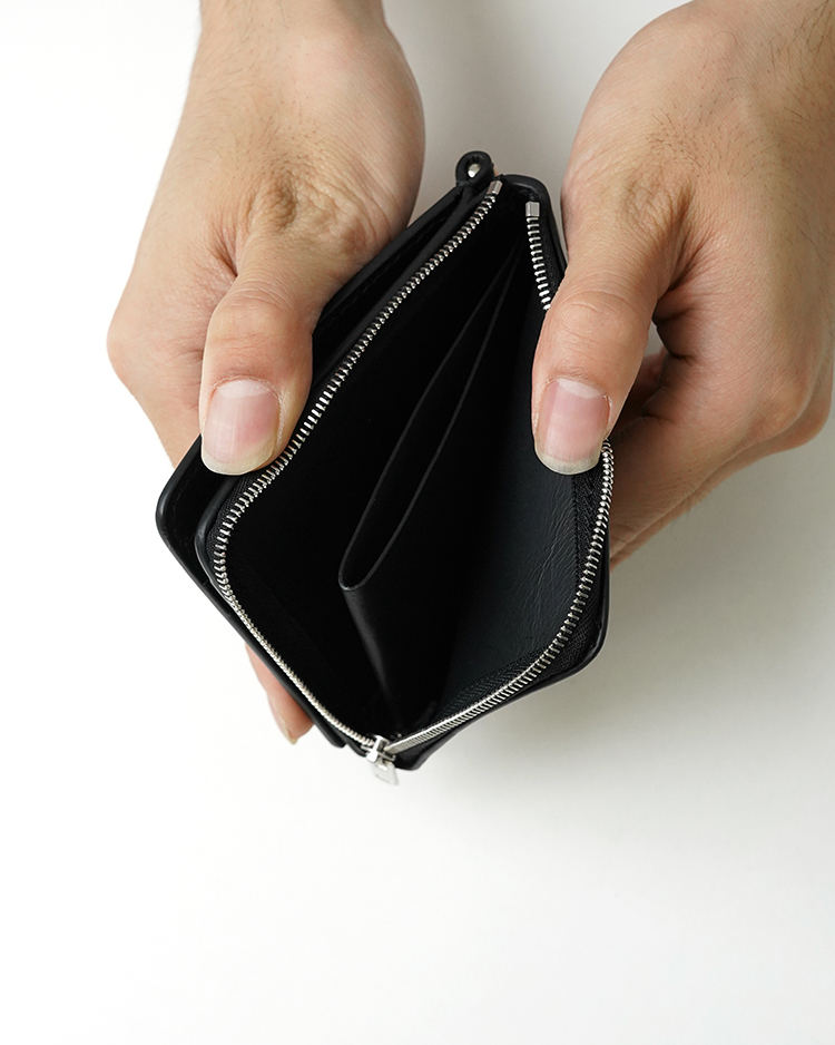 ARC - MOLDED MONEY CLIP WALLET